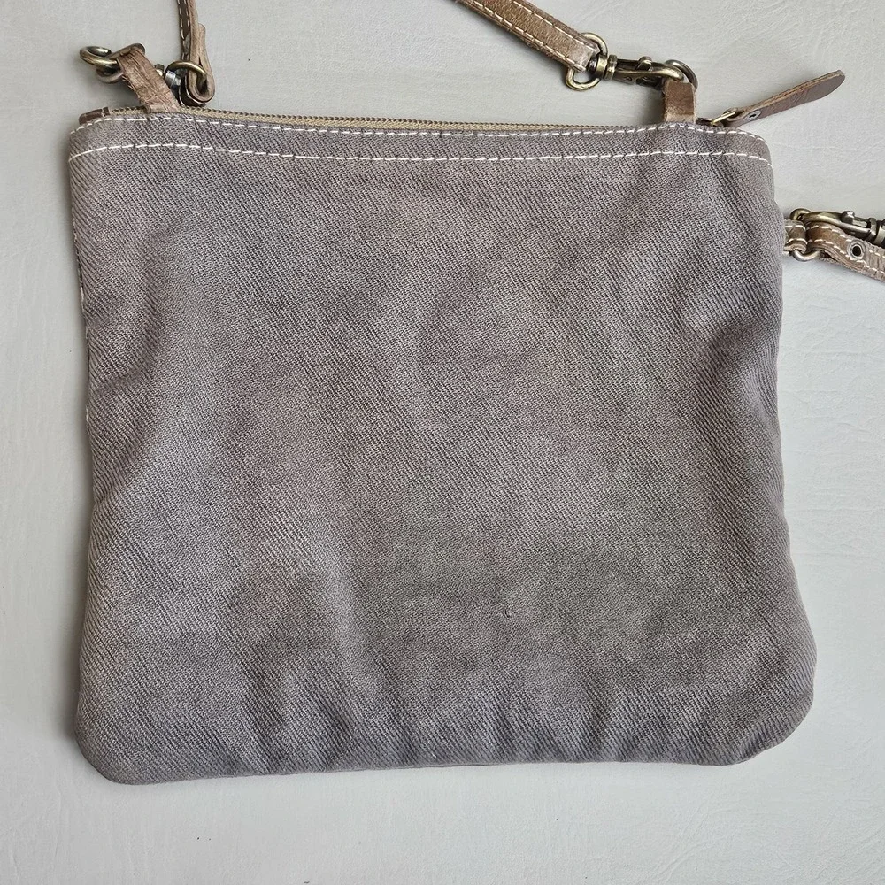Myra Bag Sapphire‎ Gray Canvas Leather Crossbody Wristlet Strap Boho
